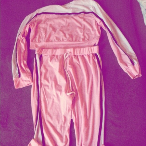 Crop top tracksuit - Picture 3 of 3